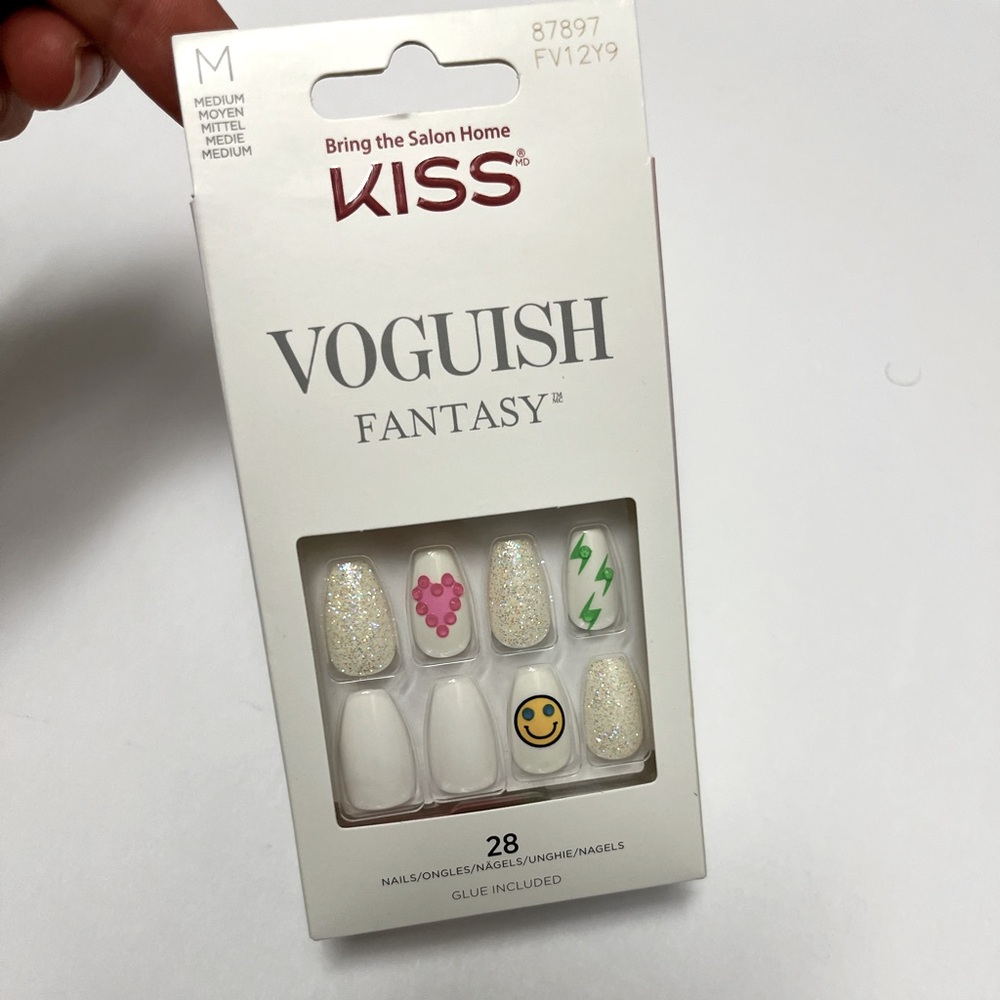 NWT 🙂💖 KISS NY Voguish Fantasy Nails - Glow up - Picture 10 of 12
